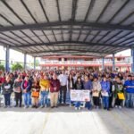Entregó Carlos Peña Ortiz becas Rita Cetina en la Secundaria Técnica 83