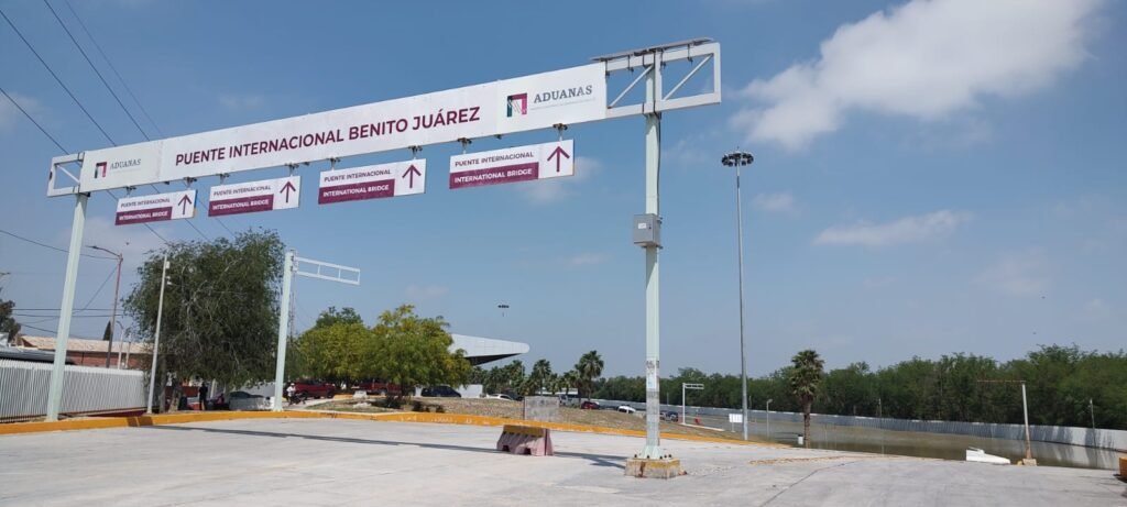 Desvían tránsito a carriles elevados en puente Reynosa-Hidalgo