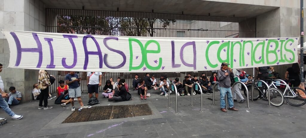 La mota es su vida y su pasión
