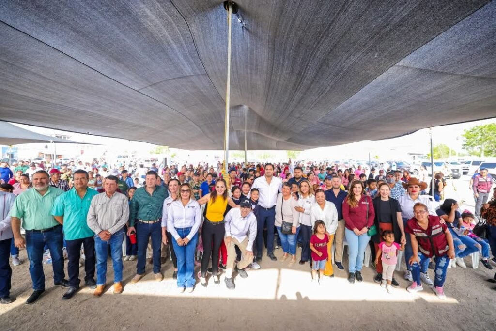 Contribuye Gobierno de Carlos Peña Ortiz a mejorar la calidad de vida de familias