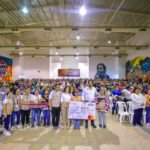 Entregan becas Coordinadores Estatal, Regional y Alcalde de Reynosa