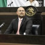 Este gobierno respeta, no dicta línea, no impone, no amenaza, no corrompe: Héctor Villegas