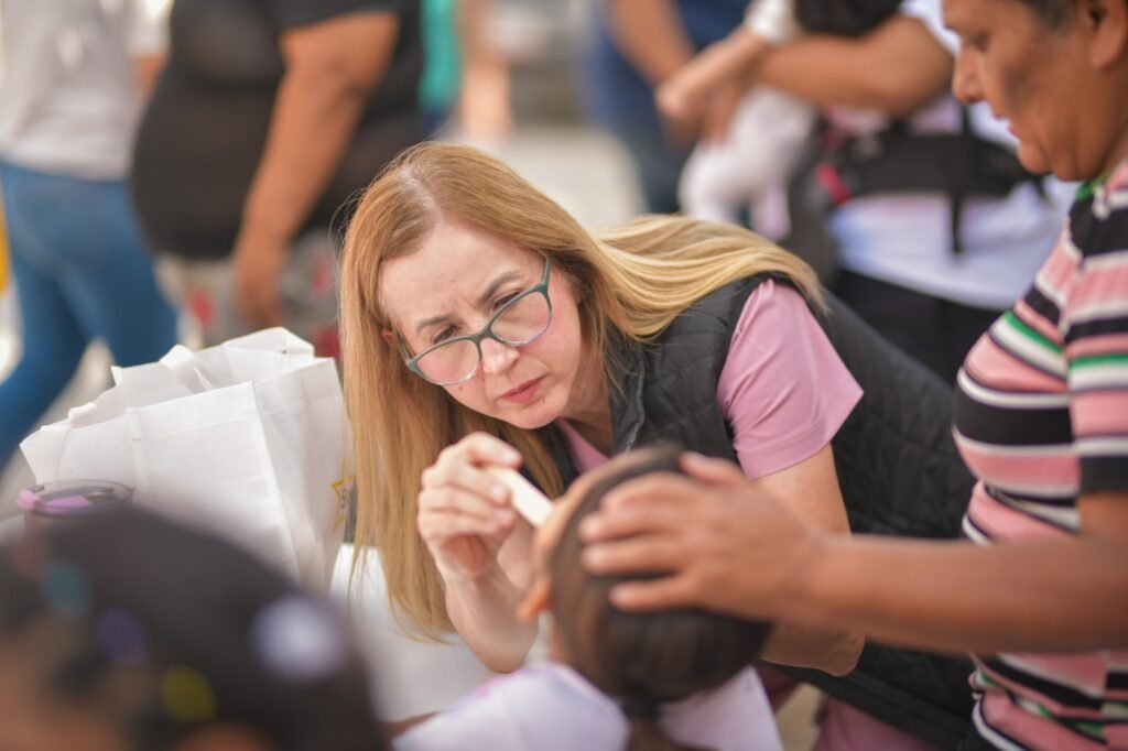 Llega DIF Reynosa a la colonia Independencia con apoyo ciudadano