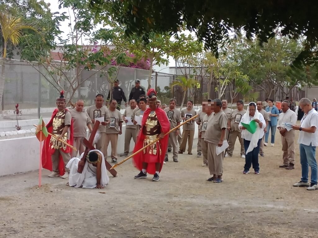 Celebraron viacrucis PPLs de CEDES en Altamira