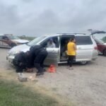 Guardia Estatal apoya a conductores con cambios de neumáticos