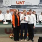 Entregó el Rector Dámaso Anaya reconocimientos a jubilados del SUTUAT