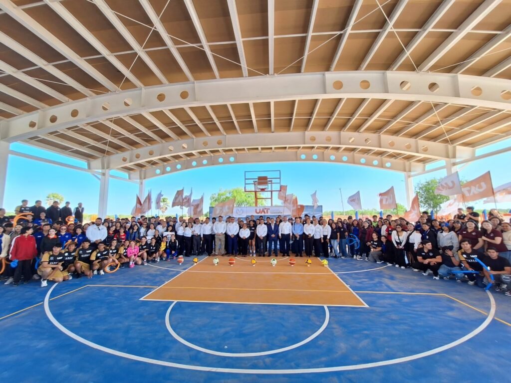 Fortalece la UAT en Río Bravo infraestructura educativa y alianzas con sector productivo
