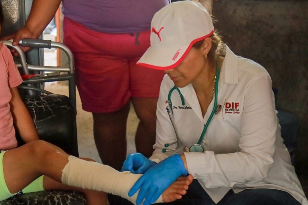 Lleva DIF Reynosa atenci´on médica y apoyo a familias afectadas por las inundaciones