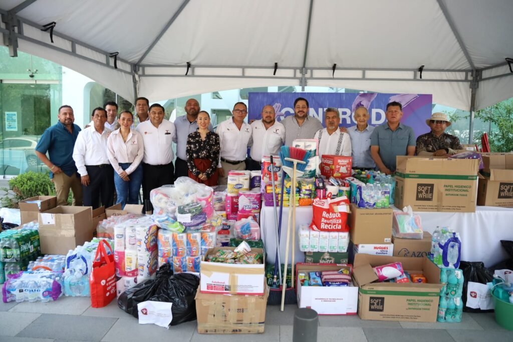 Entrega Secretaría General de Gobierno productos de limpieza para familias afectadas por las lluvias en la zona fronteriza