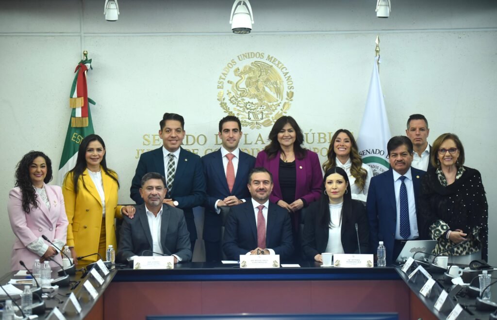 Banxico contribuye a la estabilidad económica del país: Olga Sosa