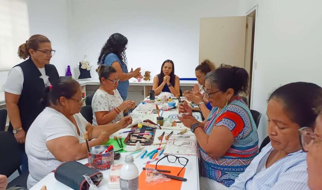 Fomenta emprendimiento el Instituto Municipal de la Mujer