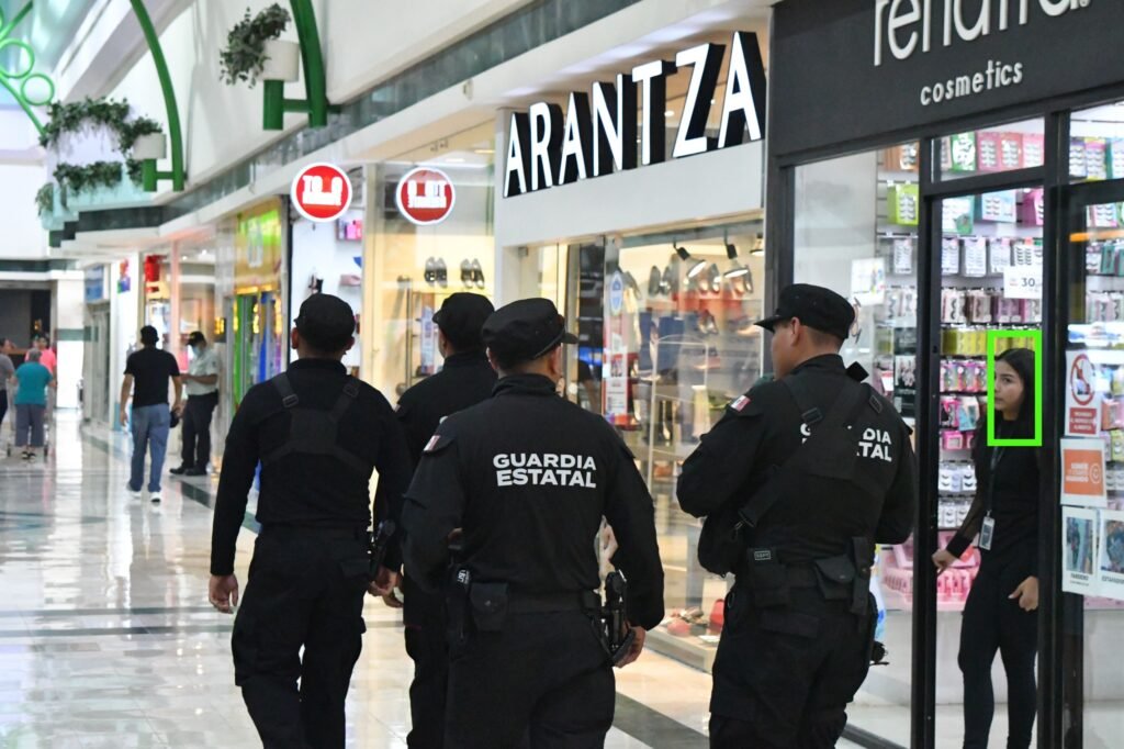 Preserva Guardia Estatal seguridad en áreas comerciales ante festejos del Día de las Madres