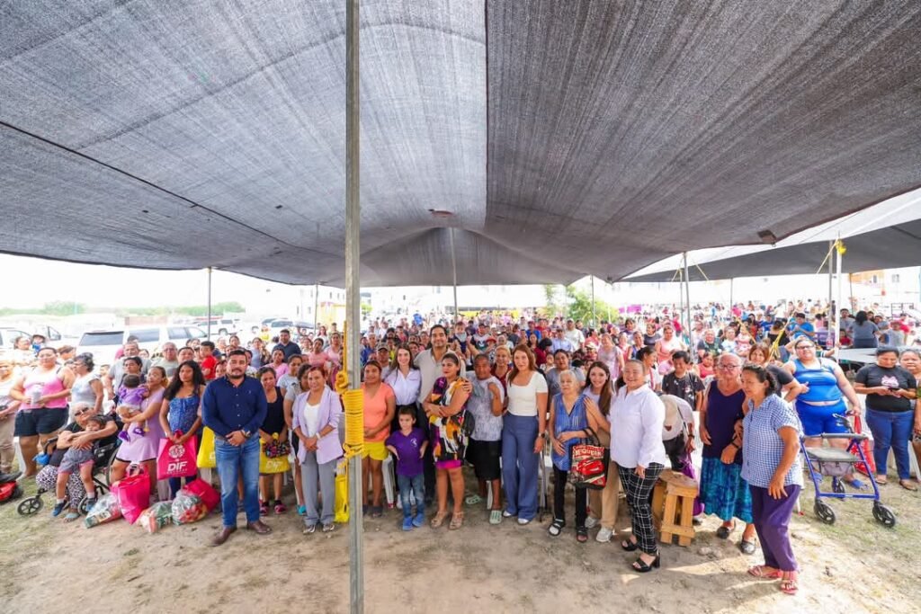 Atendió el Presidente Municipal Carlos Peña Ortiz a familias de Pirámides