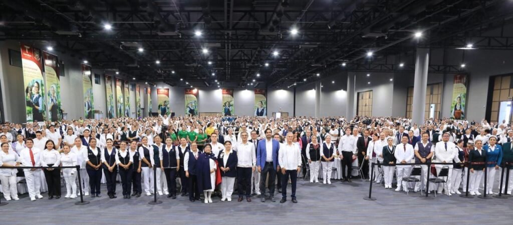 Celebró Américo Villarreal a cerca de 3 mil profesionales de la enfermería en Tamaulipas