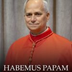 El Vaticano. Nuevo Papa Católico….Robert Francis Prevost, O.S.A., es un destacado prelado católico estadounidense, nacido el 14 de septiembre de 1955 en Chicago, Illinois. Actualmente, se desempeña como prefecto del Dicasterio para los Obispos y presidente de la Pontificia Comisión para América Latina en el Vaticano, cargos que asumió el 12 de abril de 2023, tras ser nombrado por el Papa Francisco .