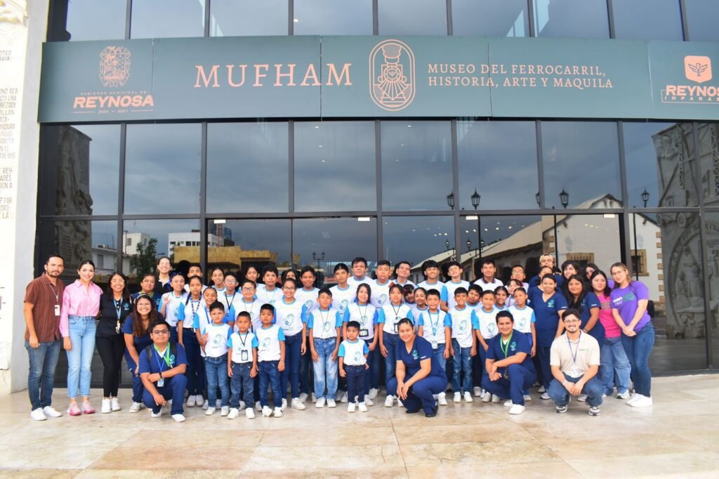 Disfrutaron alumnos de la escuela Isaías 55 una visita al Museo