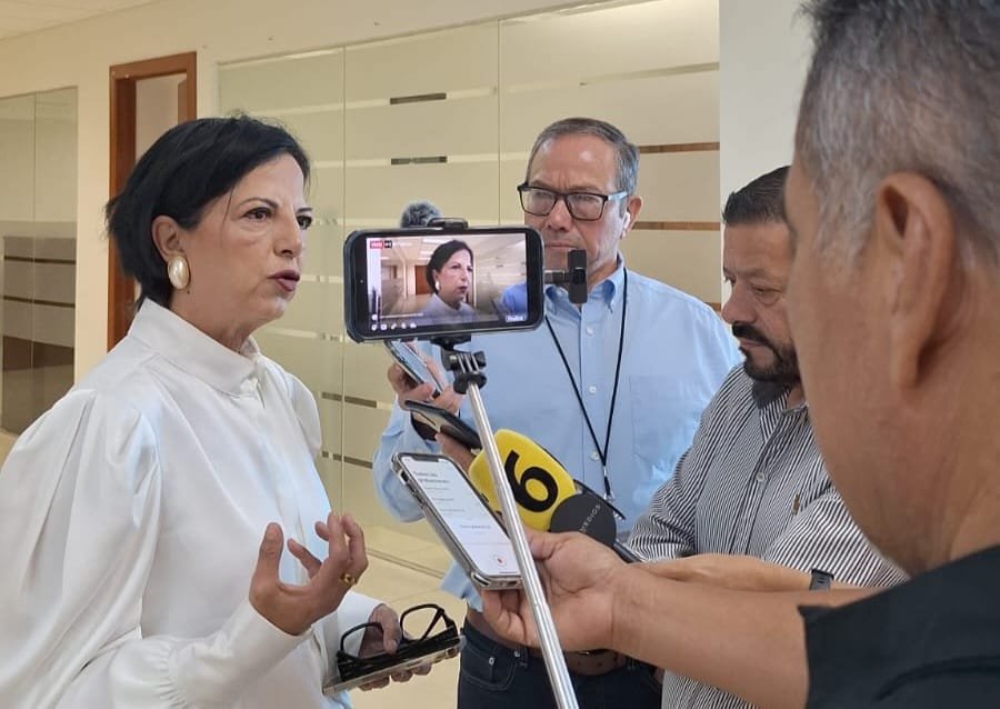 CNDH se transformará en la Defensoría del Pueblo: Eva Reyes
