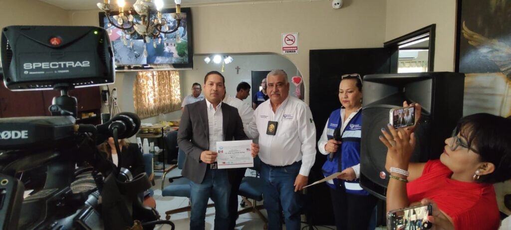 Entregan nombramientos en grupo de derechos humanos