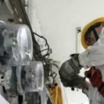 Indigna a comerciantes operativo de la CFE
