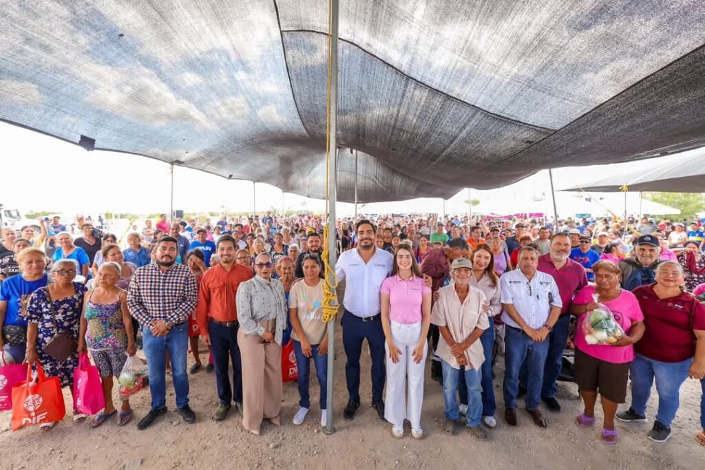 Solucionan Carlos y Alejandra Yelitza, necesidades de familias vulnerables