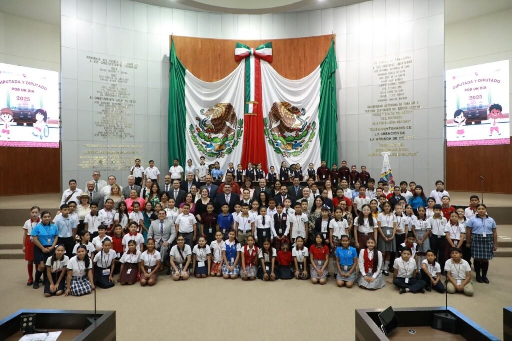 Niñas y Niños Legisladores participan en la decimoquinta edición del evento “Diputada y Diputado por un Día”