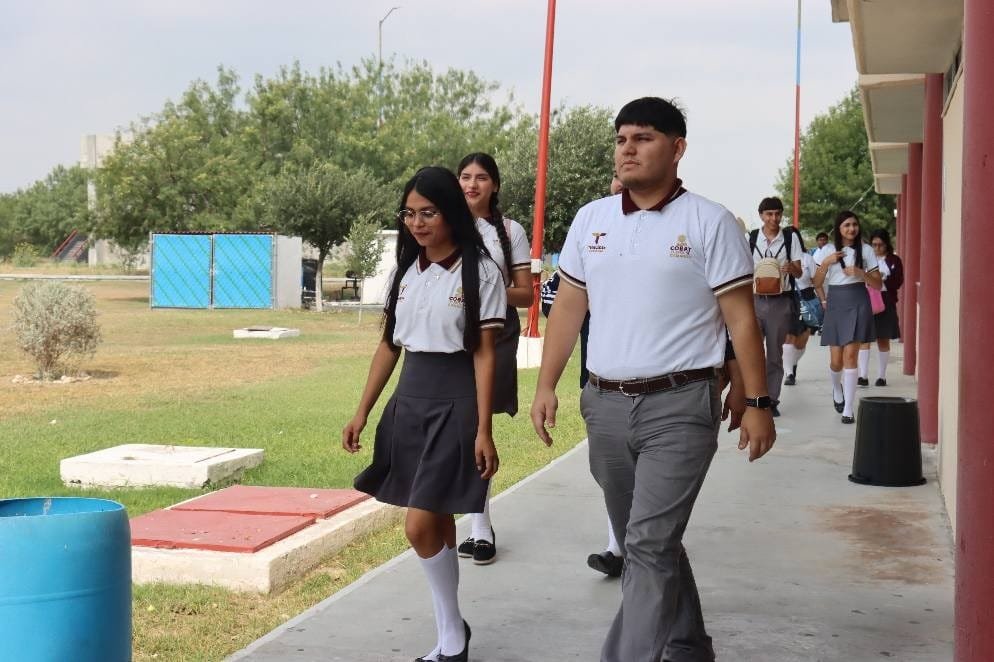 Promueve Universidad Politécnica de la Región Ribereña su oferta educativa con estudiantes de bachillerato