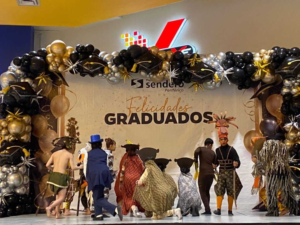 Con gran éxito se presentan los talleres culturales de la Universidad Tamaulipeca en Plaza Periférico Reynosa