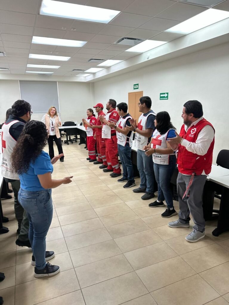 Capacita Secretaría del Trabajo al personal de Cruz Roja en prevención de riesgos psicosociales