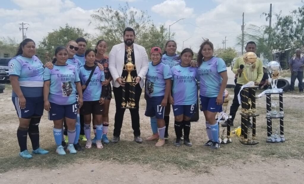 Apoya Mauricio De Alejandro a futbolistas llaneros