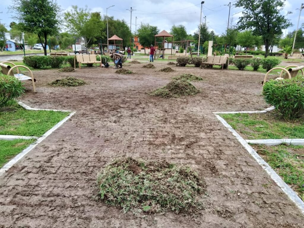 Sanea Gobierno del Alcalde Carlos Peña Ortiz la Plaza Riberas de Rancho Grande