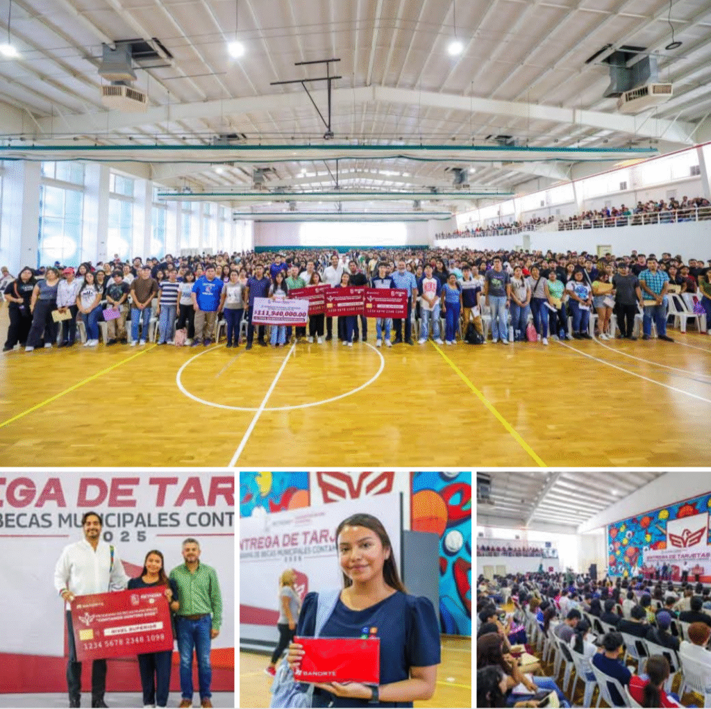 Entregó Alcalde de Reynosa Tarjetas de Becas para Universitarios