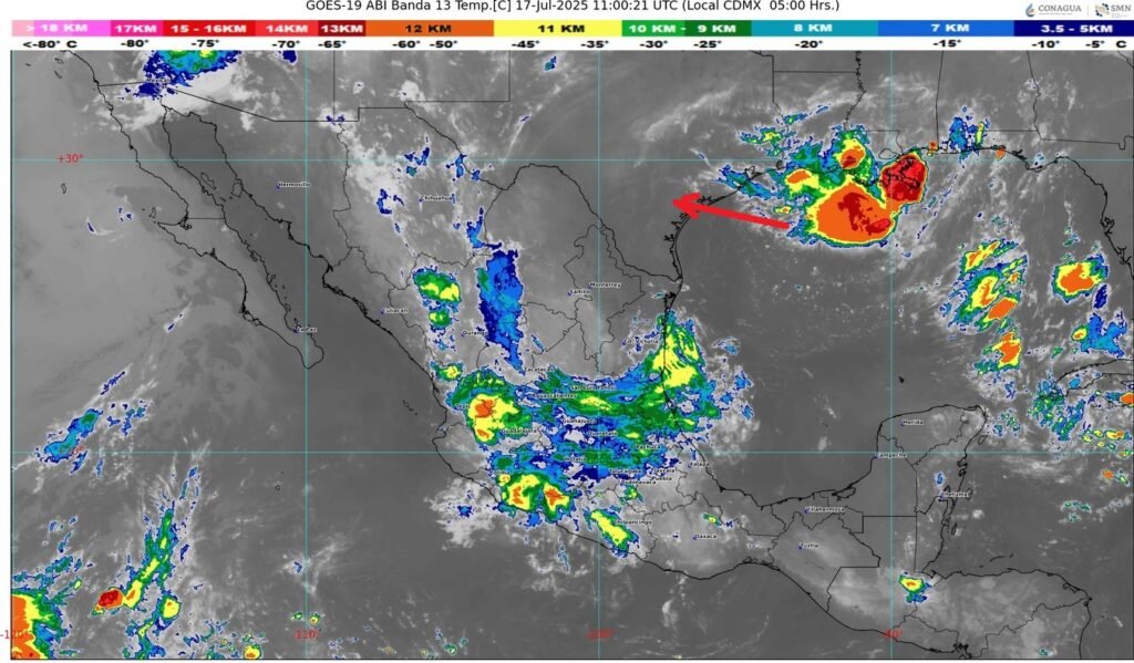 Vigilan de sistema tropical con potencial ciclónico
