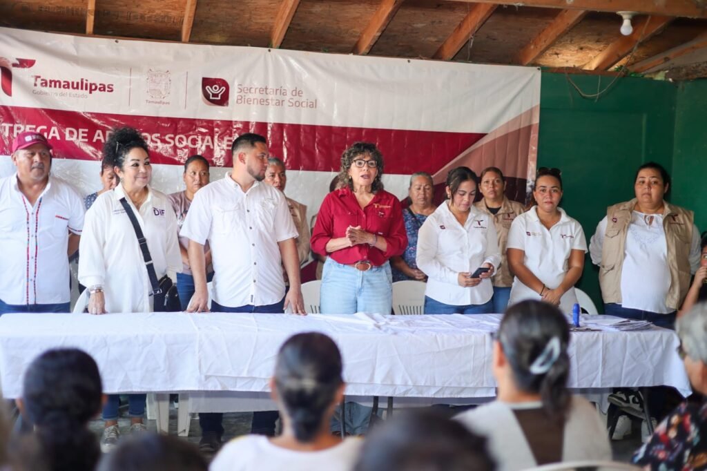 Entregó SEBIEN paquetes alimentarios