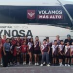 Participa equipo de natación Dragones IMD en Festival de Escuelas de Natación