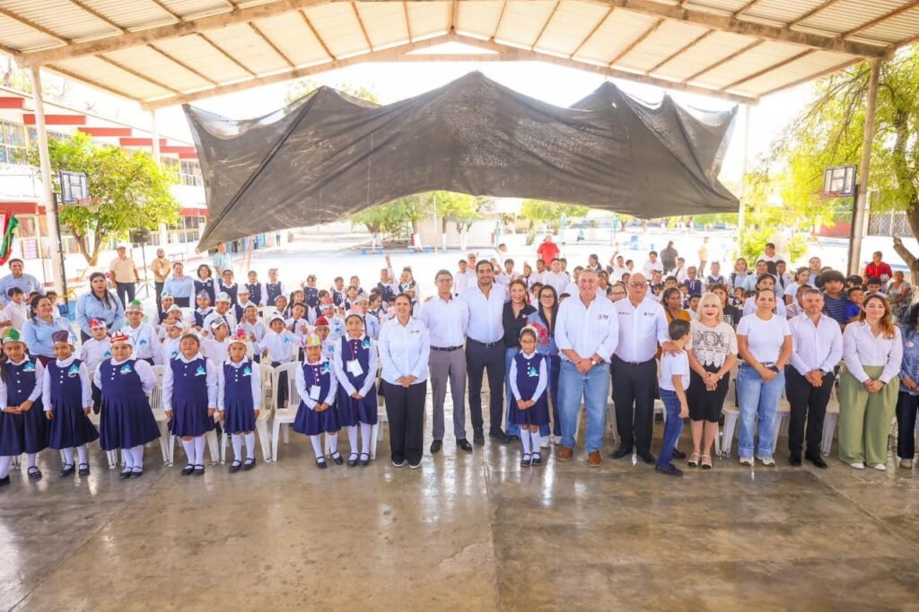 Inauguró Carlos Peña Ortiz programa Desayunos Escolares 2025 en escuela primaria Benito Juárez