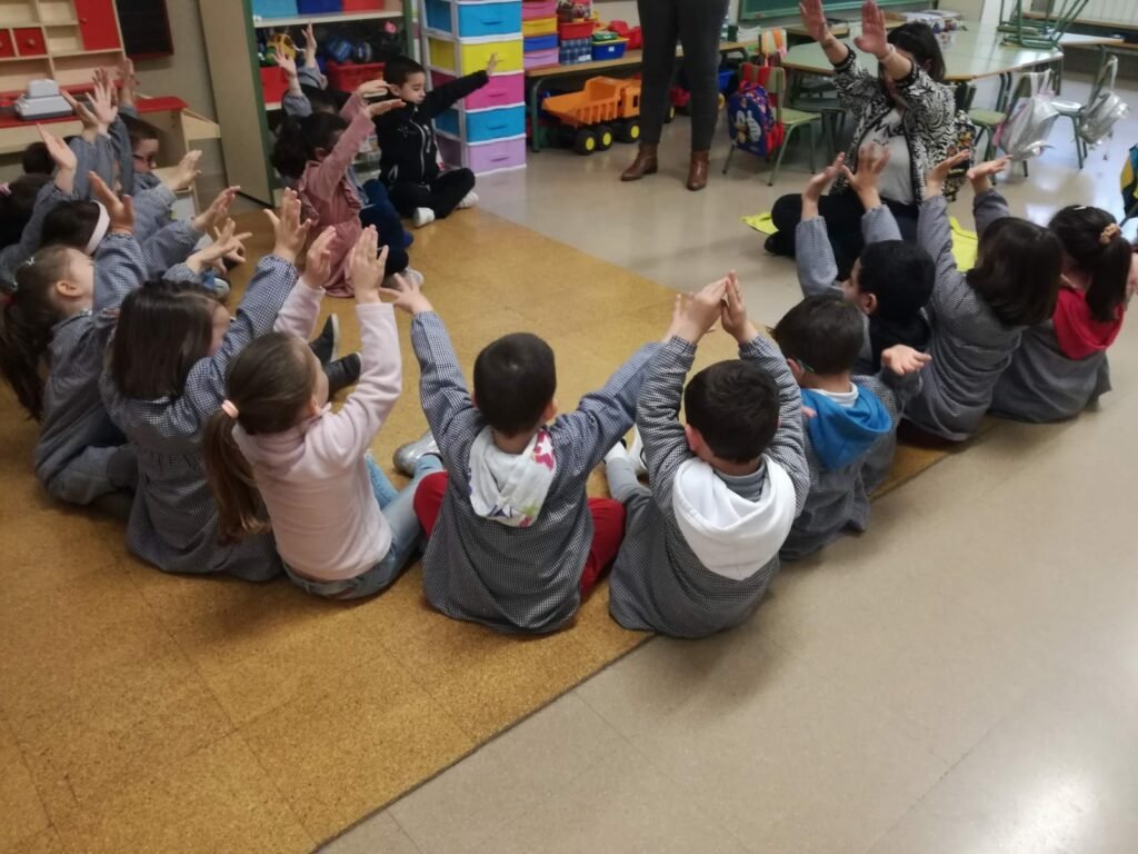 Invita Gobierno de Carlos Peña Ortiz a niñas y niños a escribir sus propias historias