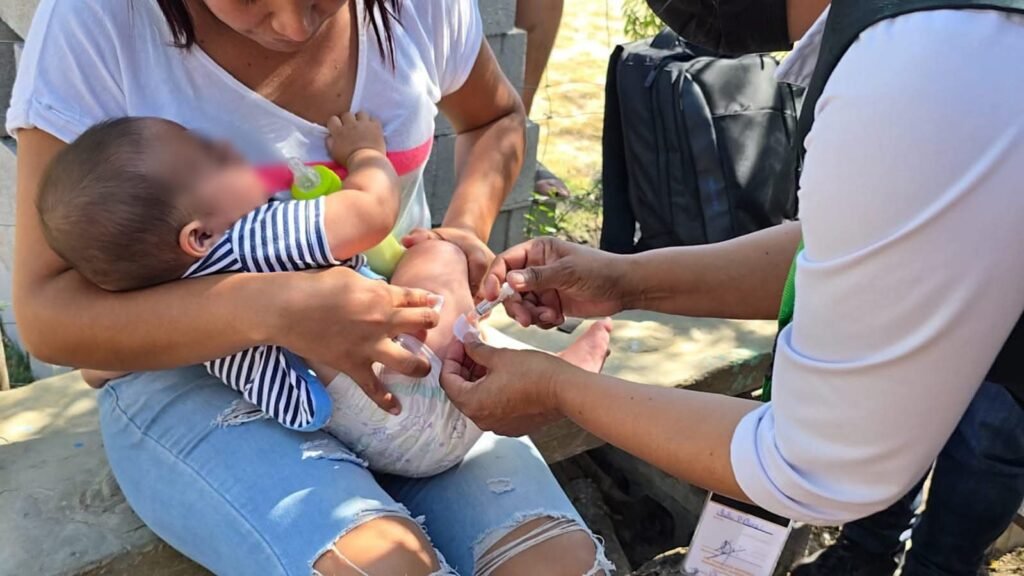 Exhorta Salud a la población a vacunarse contra el sarampión