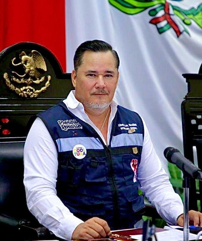 “Ayudemos de corazón”: Alberto Lara lanza campaña humanitaria por Veracruz