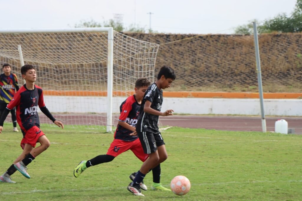 Se realizó el Torneo de futbol de la Zona Norte con el apoyo del Alcalde Carlos Peña Ortiz