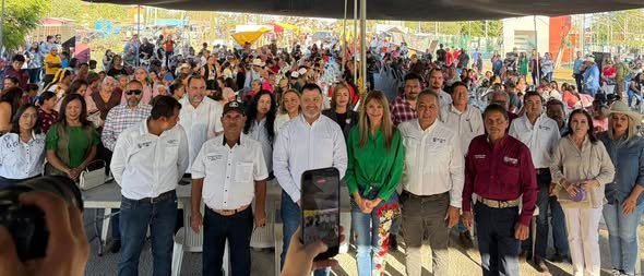 Día de júbilo por celebración del 52 aniversario de Periquitos