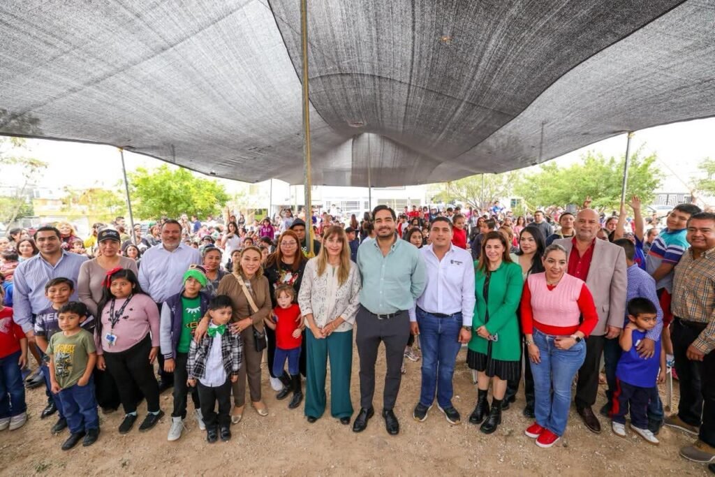 Se reunieron colonos de Caracoles por invitación del Alcalde Carlos Peña Ortiz