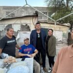 Por sexto año consecutivo llevó Mauricio De Alejandro cenas navideñas a familias humildes