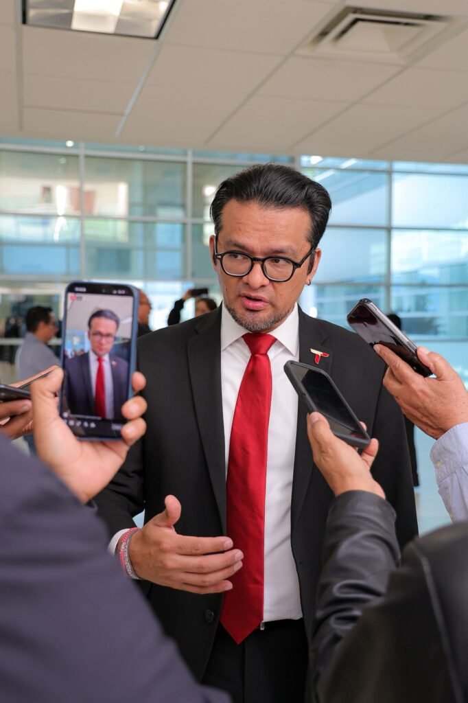 SEDENER y Grupo Jaguar impulsarán becas a estudiantes tamaulipecos