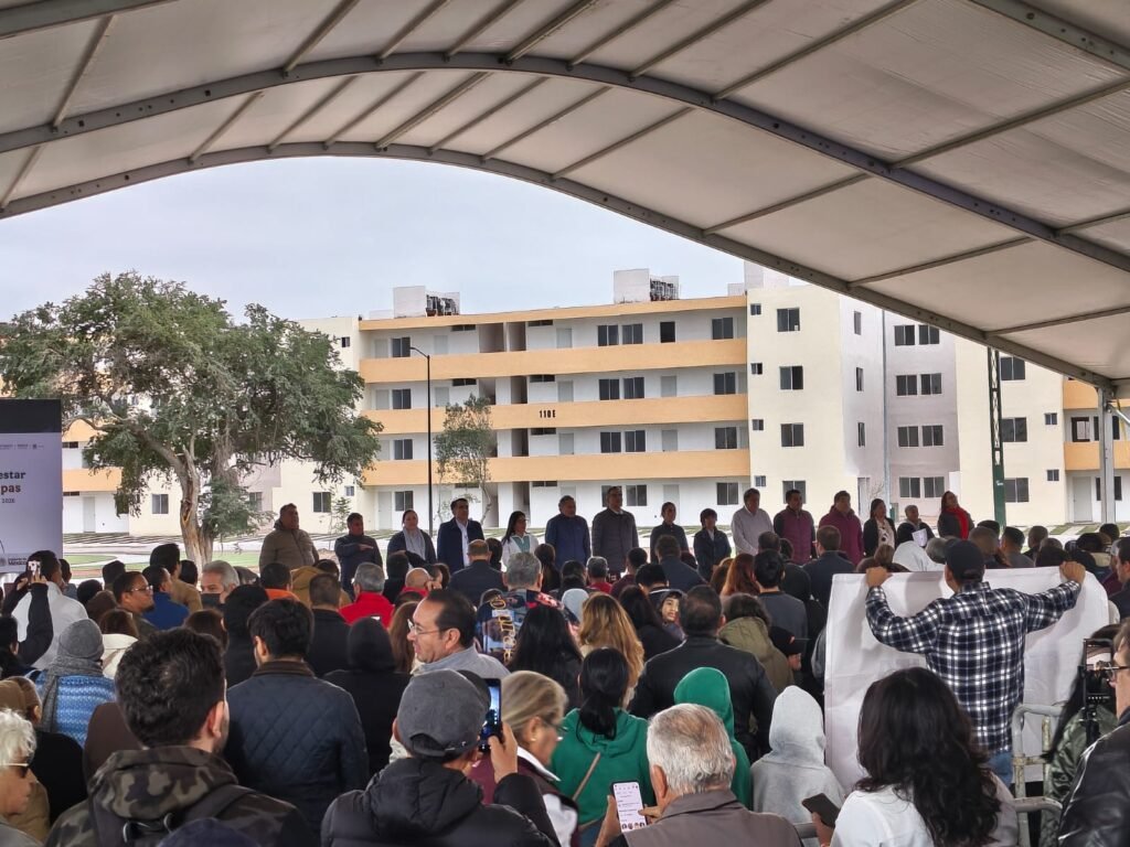 Trabajamos, pero nunca nos subordinamos: Claudia Sheinbaum