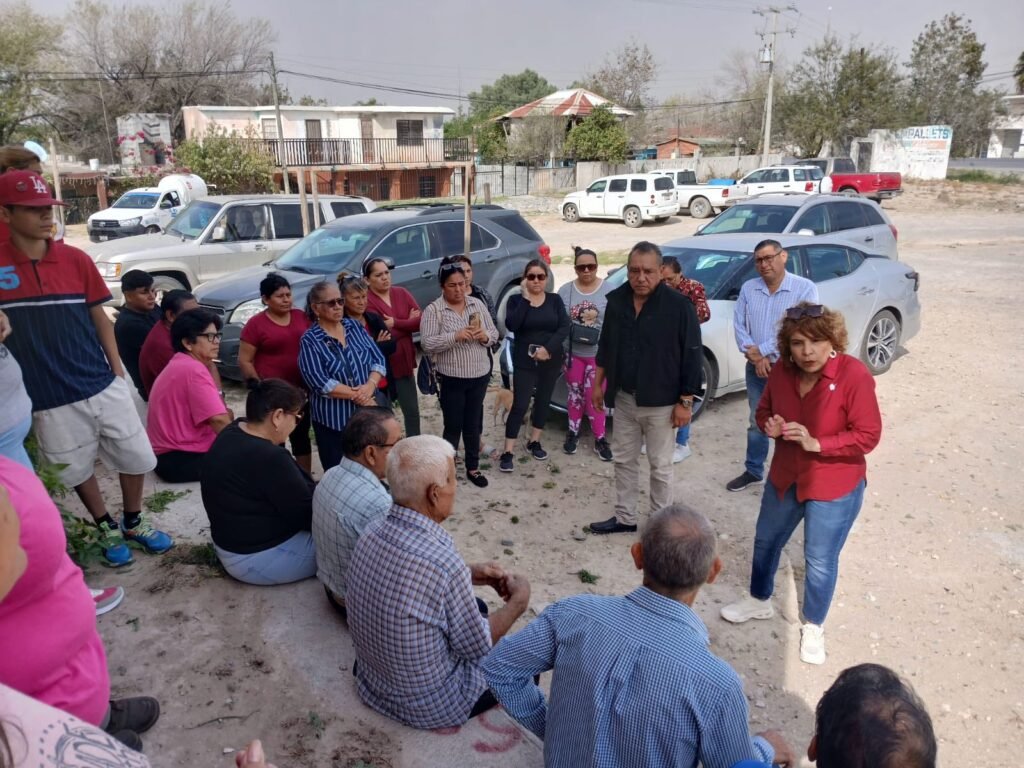 Gestionan solución a problemática de agua potable en ejido Los Cavazos