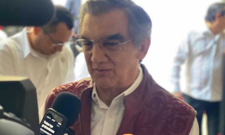Gobernador Américo Villarreal llama a la cautela y firmeza en la política exterior de México