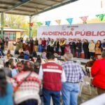 Entregaron becas Rita Zetina y realizaron Audiencia del Día del Pueblo