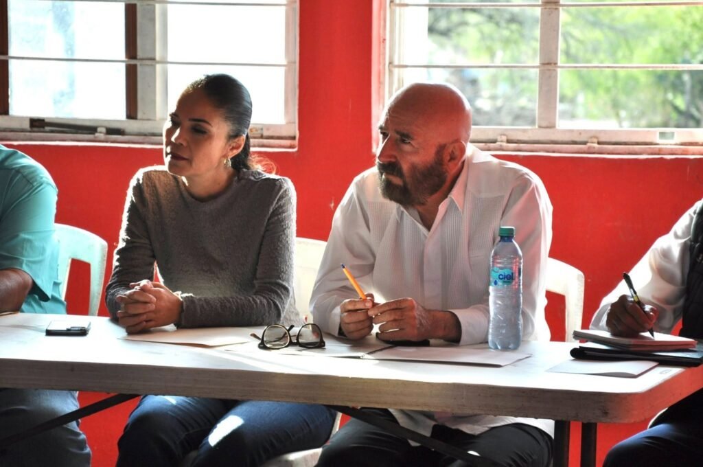 Atiende Secretaría de Recursos Hidráulicos problemática de agua en el ejido La Libertad Campesina de Jiménez