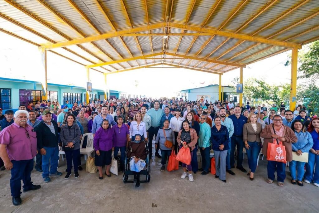 Llevó Alcalde Carlos Peña Ortiz servicios gratuitos a las familias de la Jacinto López