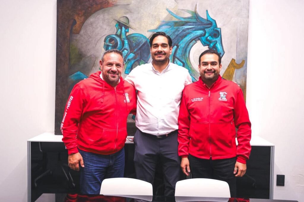 Gestiona Alcalde Carlos Peña Ortiz atención de calidad del Sector Salud